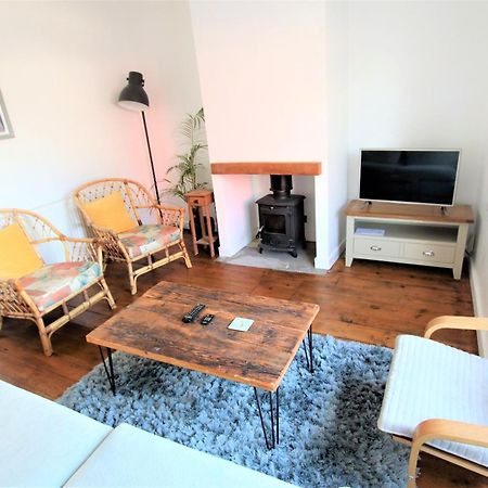 Contemporary Home In Friendly Easton, Free Parking Bristol Esterno foto